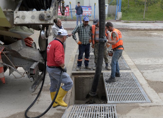 Mamak'ta çalışmalar devam ediyor