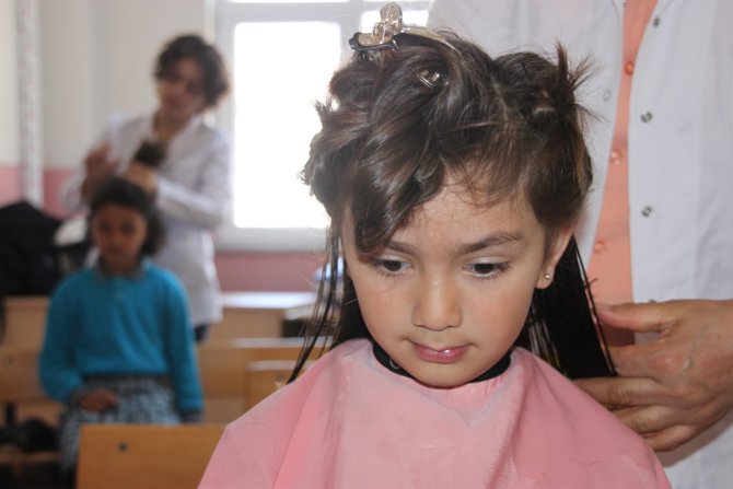 Yurdagül Aydın, öğrencilerle bir araya geldi