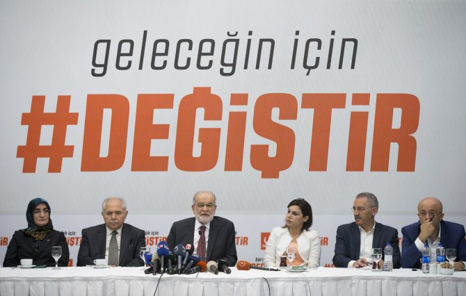 "Fuzuli, yersiz ama art maksatlı yaklaşımlar"