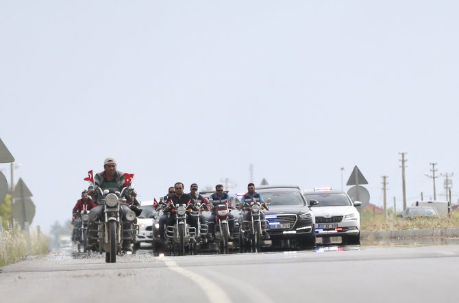 "Yedi düvelle mücadele veriyoruz"