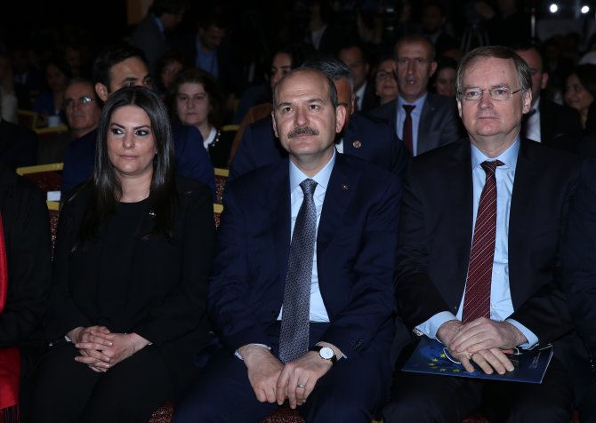 "Geçici Koruma Altındaki Suriyelilerin İş Gücü Piyasasına Uyumu" konferansı