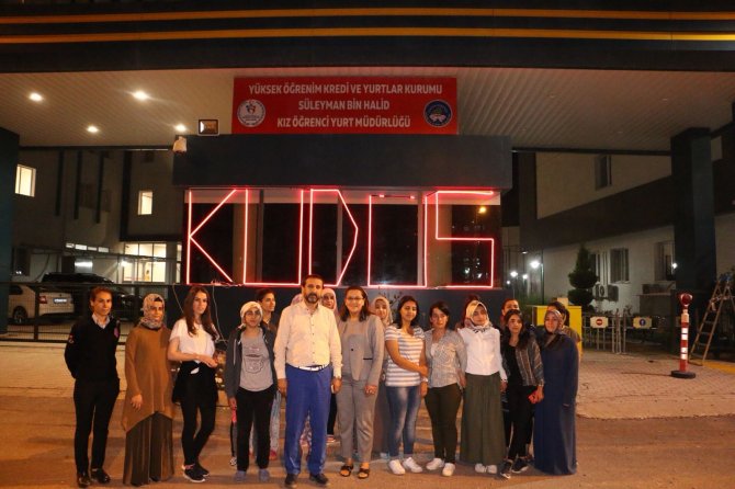 KYK yurtlarındaki öğrenciler İsrail'i protesto etti