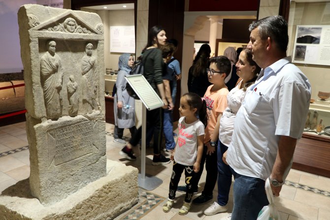 Müzelere gece ziyaretçi akını