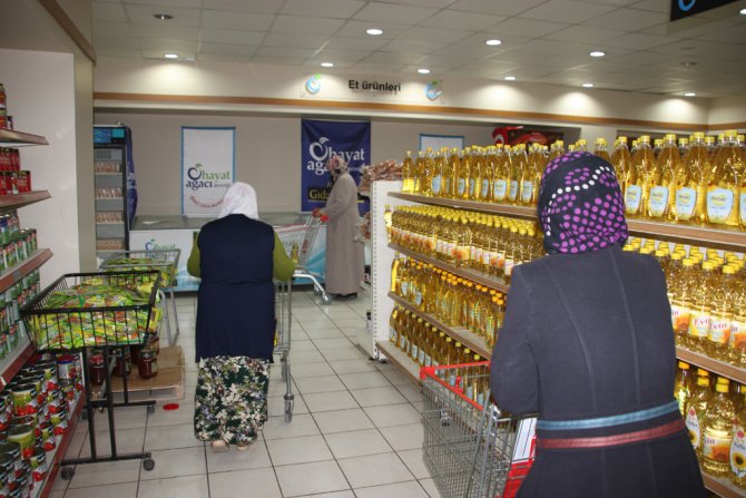 Gıda Bankası muhtaçların yüzünü güldürüyor