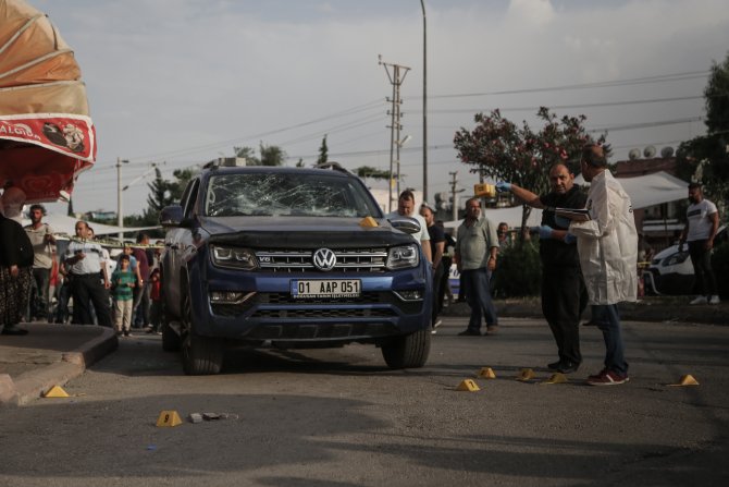 GÜNCELLEME - Adana'da araç parkı kavgası: 1 ölü, 9 yaralı
