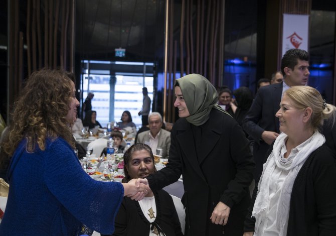 Bakan Kaya, şehit yakınları ile iftarda buluştu