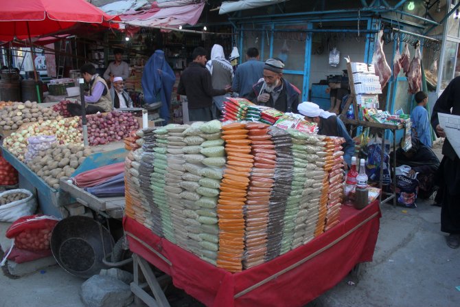 Afganistan'da ramazanda semt pazarları canlandı