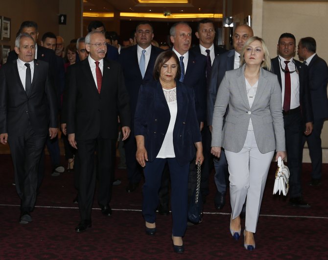 CHP'nin seçim bildirgesi ve aday tanıtım toplantısı