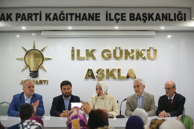 Bakan Kaya, Kağıthane'de esnafı ziyaret etti