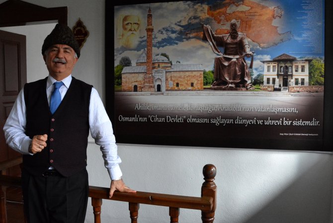 Ecdat karda düşenler için bile vakıf kurmuş