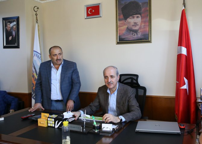 Bakan Kurtulmuş, taksicilerle buluştu