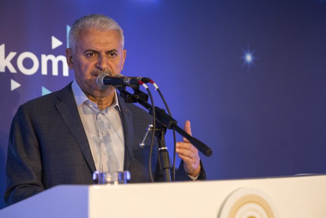 Yıldırım, Türk Telekom çalışanlarıyla iftar yaptı
