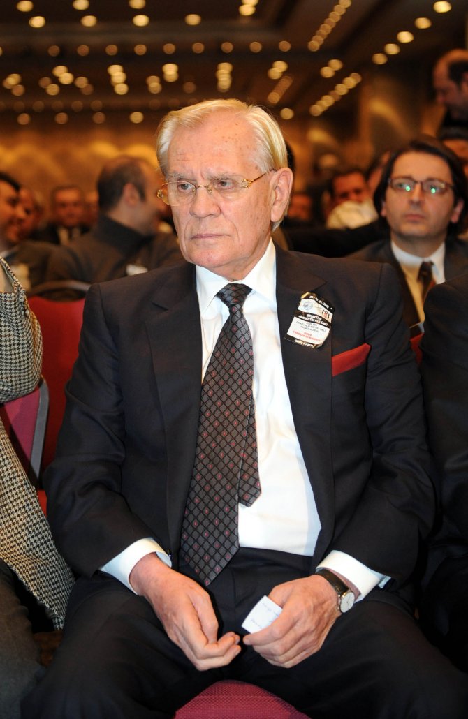 İş dünyasından Erdoğan Demirören için taziye mesajı