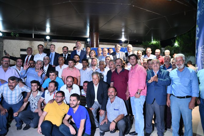 Adalet Bakanı Gül şoförlerle buluştu