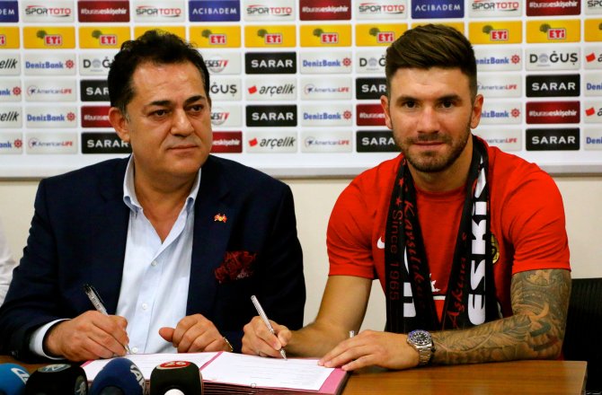 Eskişehirspor, Marko Milinkovic ile sözleşme imzaladı