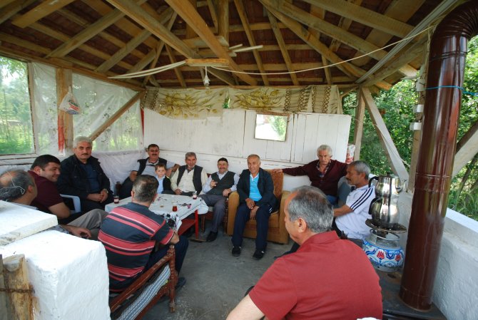 Şehrin gürültüsünden bıkanlar köylere koşuyor