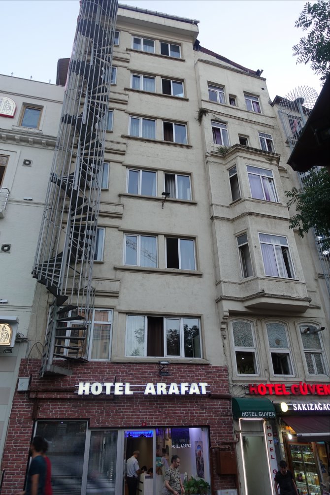 Beyoğlu'nda otelde şüpheli ölüm