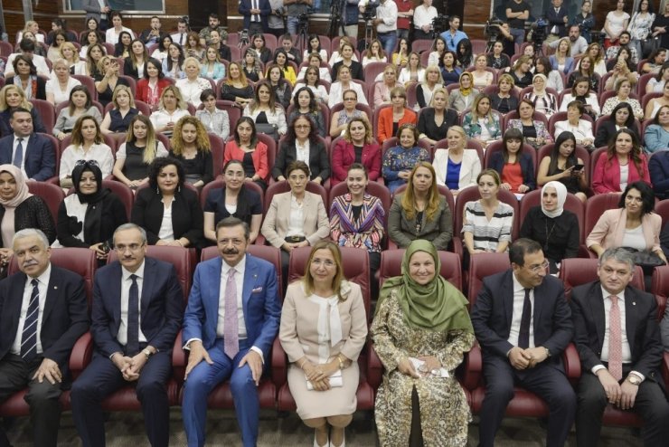 TOBB kadın girişimciler’den TOBB başkanı Hisarcıklıoğlu ve bakan Pekcan’a ziyaret