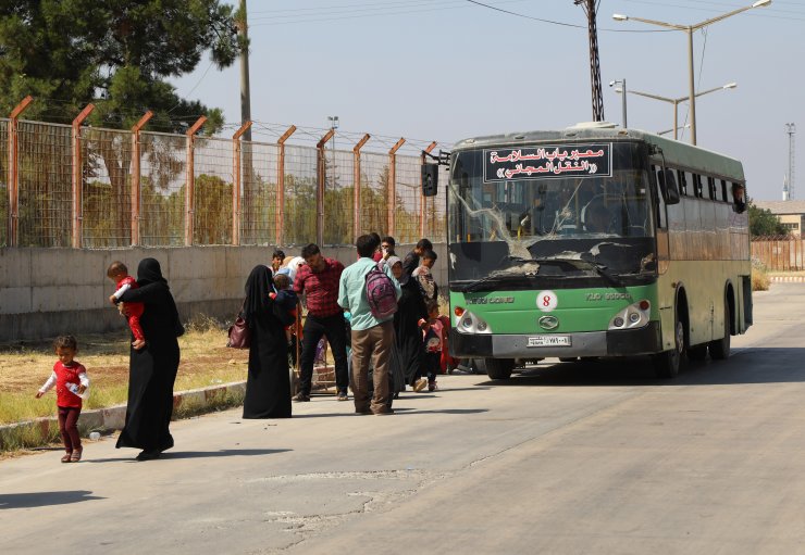 Suriyelilerin Türkiye'ye dönüşleri sürüyor