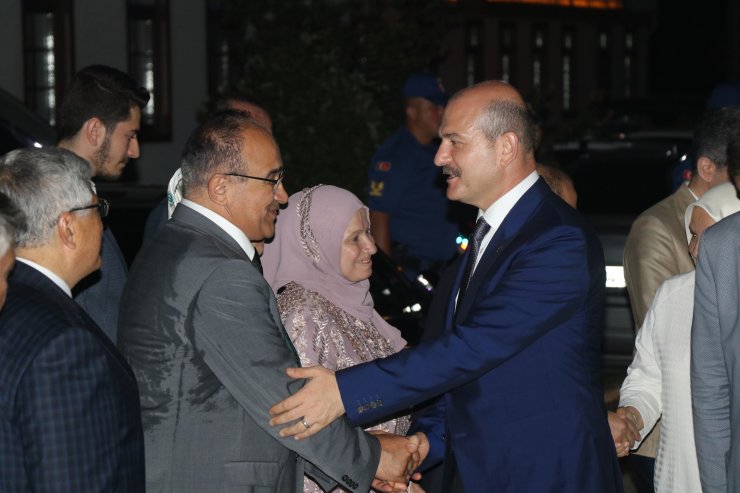 İçişleri Bakanı Soylu nikah şahidi oldu