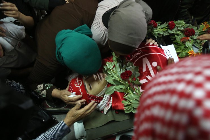 13 yaşındaki Filistinli şehit son yolculuğuna uğurlandı