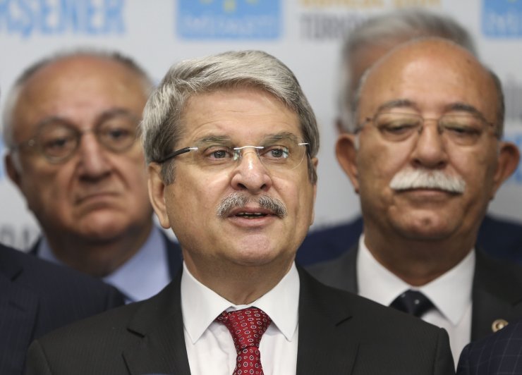 İYİ Parti milletvekilleri ortak imzayla Akşener'i aday gösterecek