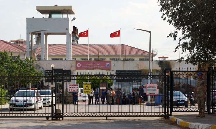 ABD'li papaz Brunson cezaevinden çıktı