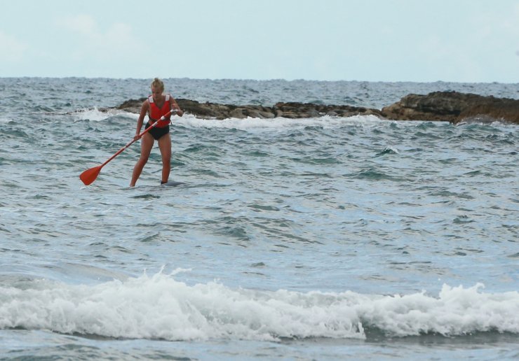 Dalga Sörfü Türkiye Şampiyonası Kocaeli'de başladı
