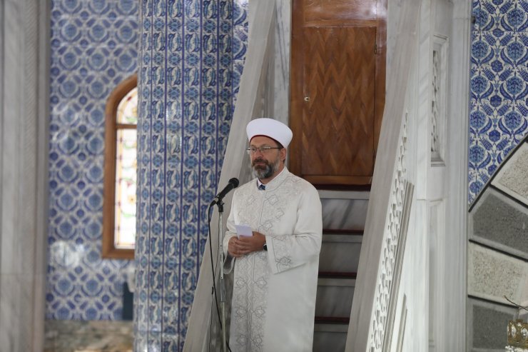 "İman, zorluklar karşısında insanı kuvvetli, dayanıklı ve sabırlı kılar"