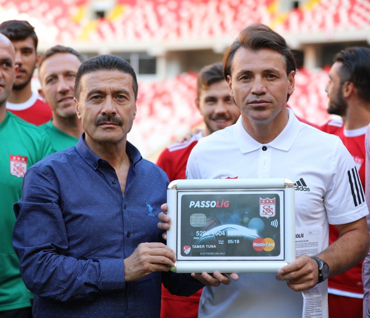 Tamer Tuna'dan kombine desteği