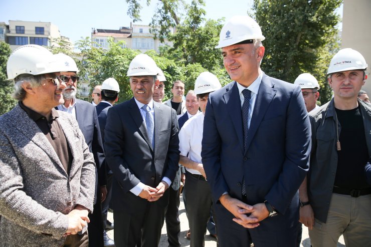 Kültür ve Turizm Bakanı AKM için tarih verdi