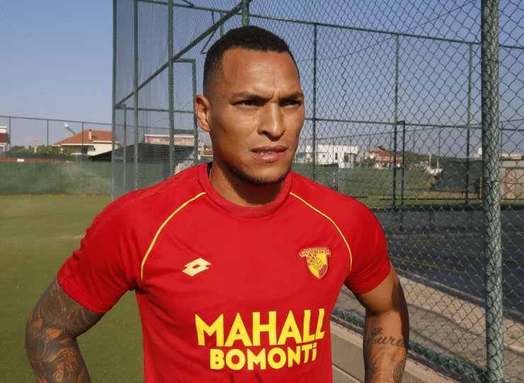 "Beni buraya getiren, Göztepe'nin futbola olan aşkı"