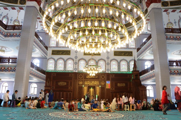 Kur'an kursu öğrencileri yarıştı