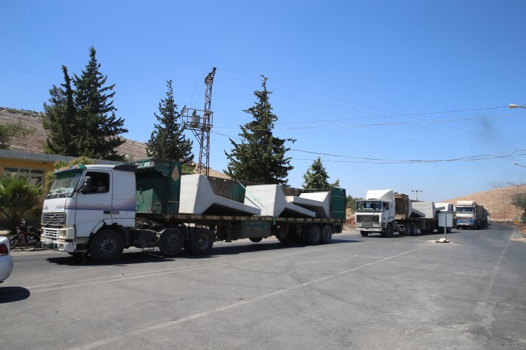 Suriye sınırındaki birliklere seyyar nöbet kulesi