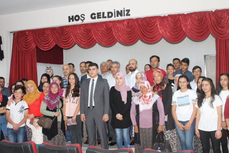 Derinkuyu'da fen lisesini kazananlara ödül