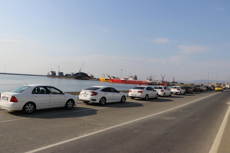 Tekirdağ Limanı'nda tatil yoğunluğu