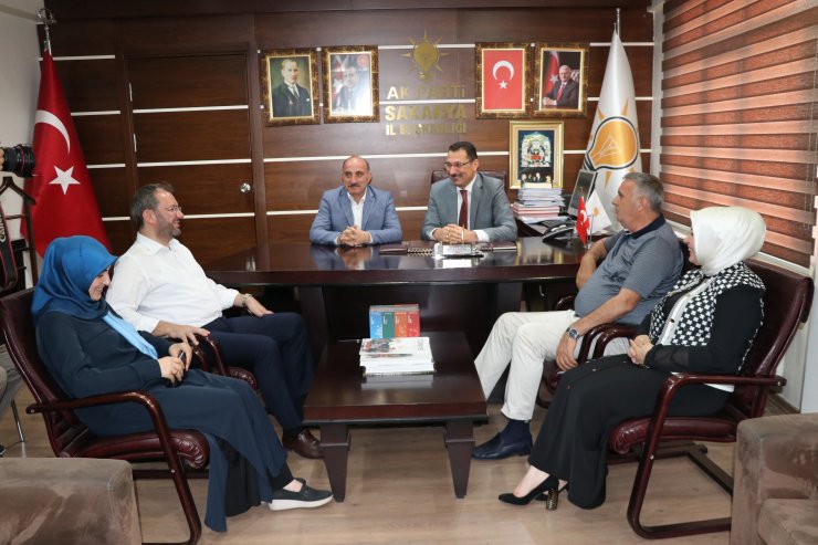 DÜZELTME - "Seçimler Mart 2019'da yapılacaktır" başlıklı haberimizin ilk paragrafında yer alan "AK Parti Siyasi İşlerden Sorumlu Genel Başkan Yardımcısı Ali İhsan Yavuz" ifadesini "AK Parti Seçim İşlerinden Sorumlu Genel Baş