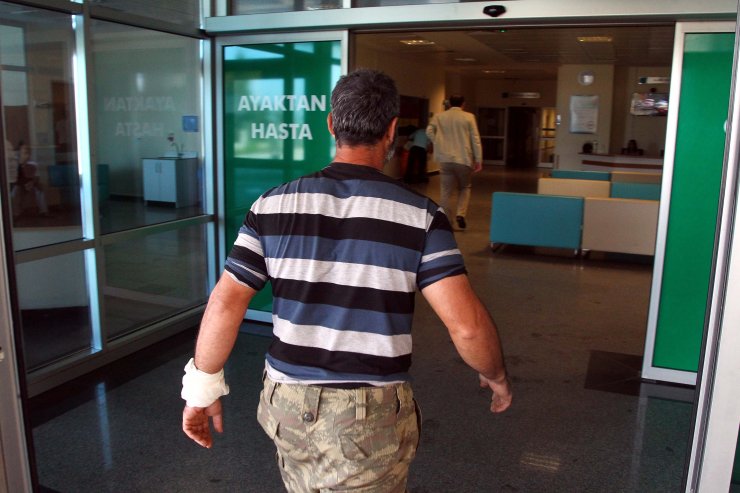 "Acemi kasaplar" hastanelik oldu