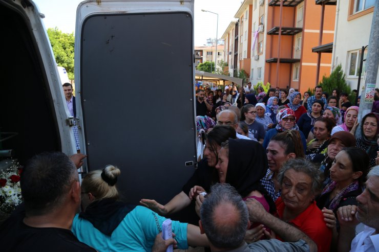 Aleyna son yolculuğuna uğurlandı