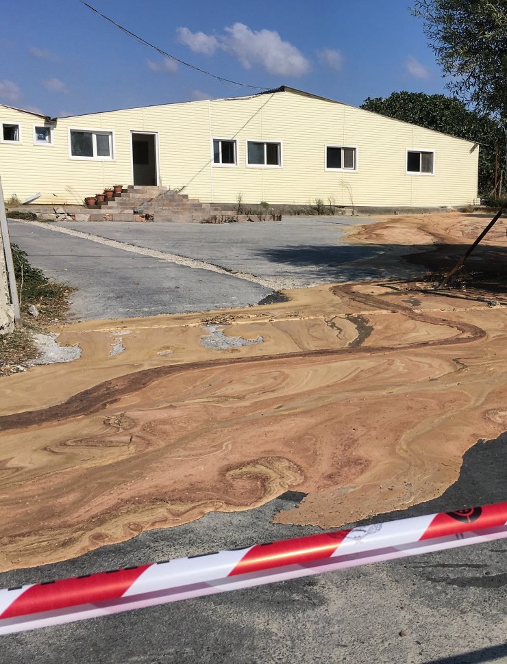 GÜNCELLEME 2 - Arnavutköy'de fabrikanın asit kazanı patladı