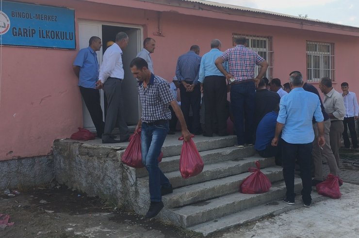 Kurban bereketinin her evde yaşandığı köy