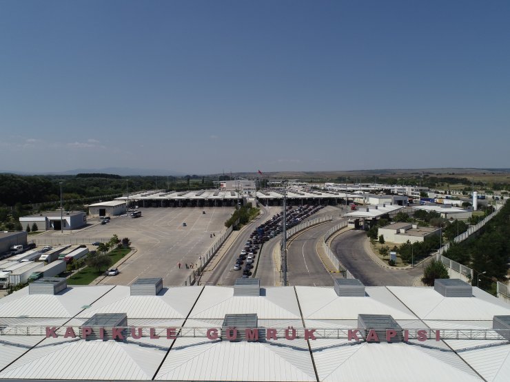Sınır kapılarındaki dönüş yoğunluğu azaldı