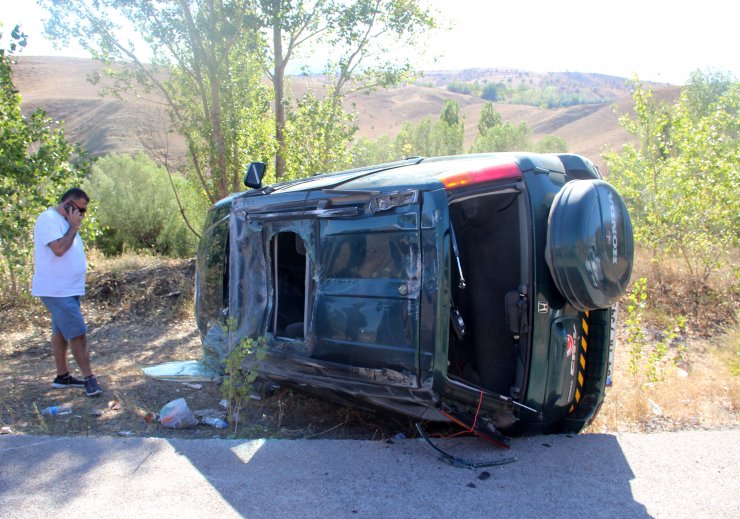 Sivas'ta trafik kazası: 5 yaralı