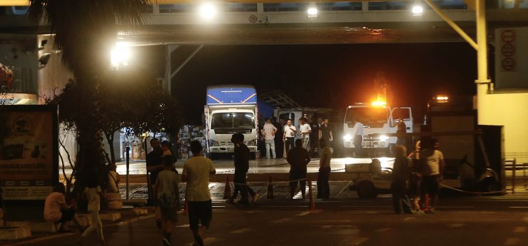 Feribotta kamyonetin devrilmesi