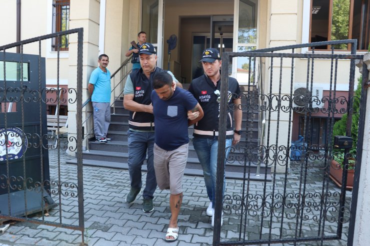 GÜNCELLEME - Sakarya'da 4 emeklinin cüzdanını çalan zanlı yakalandı