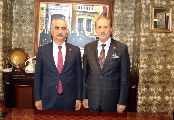 Başkan Aydın, SESOB'u ziyaret etti