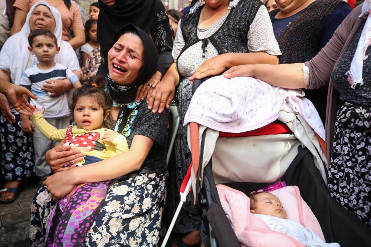 Hakkari'de askeri aracın devrilmesi