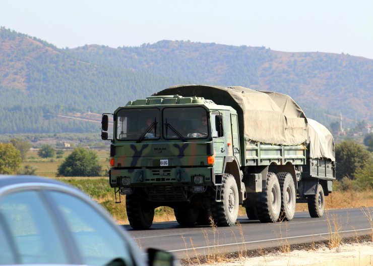Suriye sınırına askeri sevkiyat