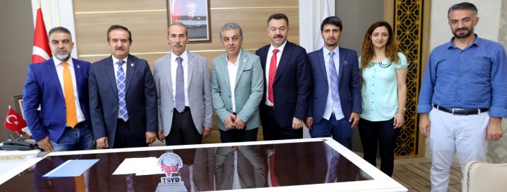 TSYD Sivas Şubesi Rektör Yıldız'ı ziyaret etti