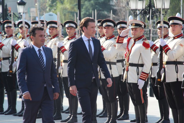 Avusturya Başbakanı Kurz Makedonya'da
